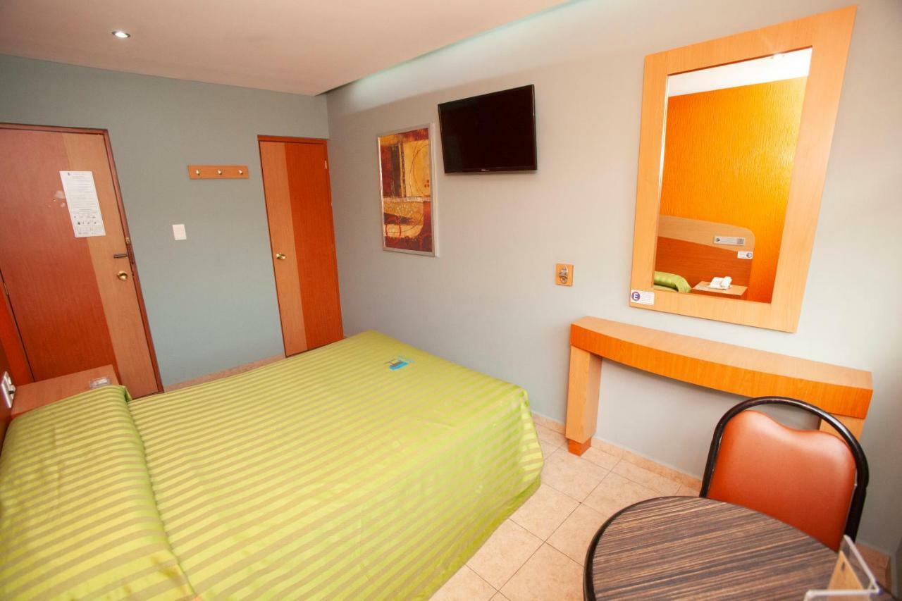 Hotel Lira - Solo Adultos Mexico City